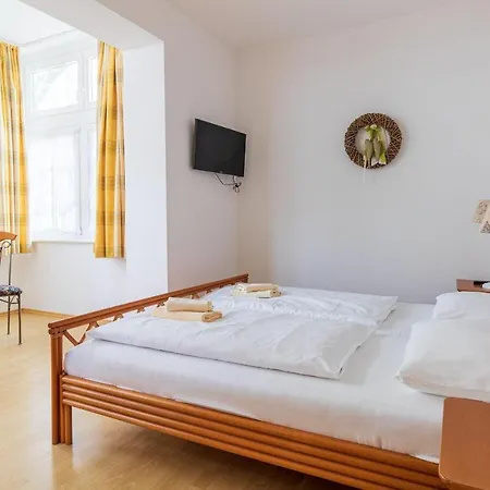 Villa-eden-dependance-apartment-9 公寓 宾茨